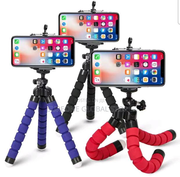 Universal Mobile Phone Holder Desk Stand · Photo 1