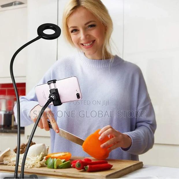 Universal Flexible Mobile Phone Holder With Selfie Ring Ligh · Photo 1