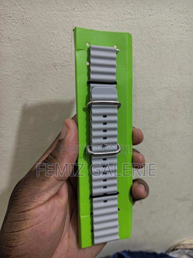 Oraimo Silica Gel Watch Strap - Ocean Gray Colour · Photo 3