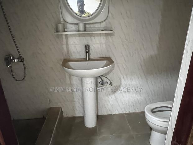 2bdrm Apartment in Coast Estate, Baatsona Total for rent · Photo 5