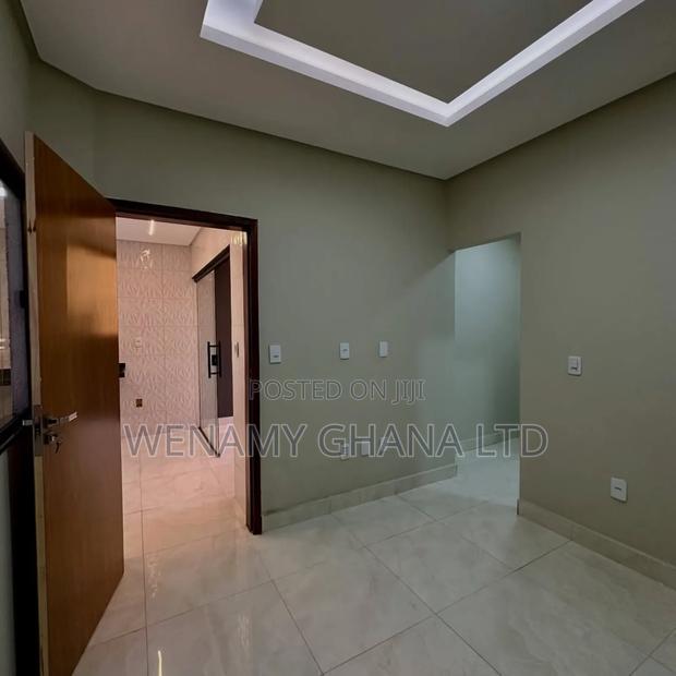3bdrm House in Accra for sale · Photo 8