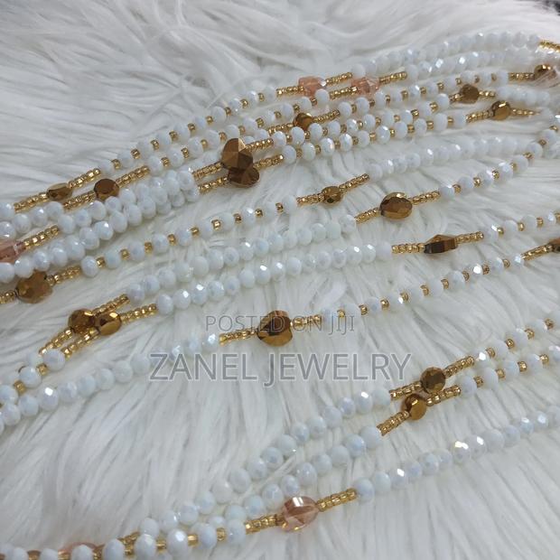 White and Gold Waist Beads · Photo 1