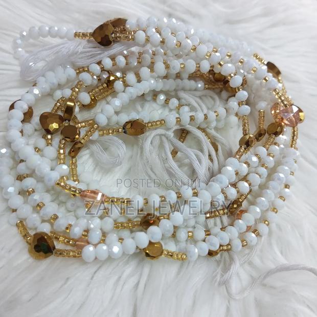 White and Gold Waist Beads · Photo 2