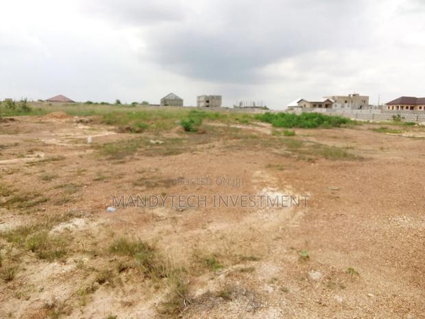 A Well-Demarcated 10 Plots - Katamanso Hills · Photo 3