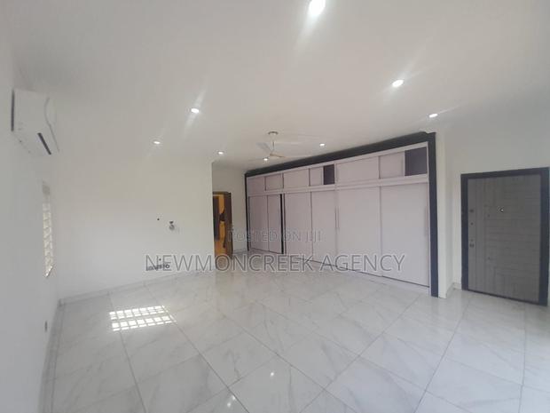 4bdrm Condo in Adenta Sda for sale · Photo 6