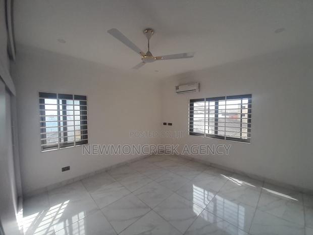 4bdrm Condo in Adenta Sda for sale · Photo 4