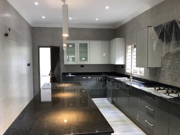 4bdrm Condo in Adenta Sda for sale · Photo 2