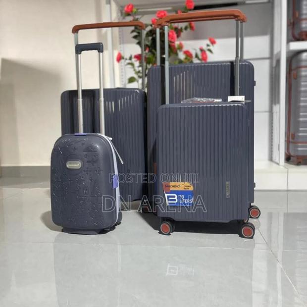 Zipless Anti Crack Travel Luggage Suitcase Bag 4 in 1 · Photo 5