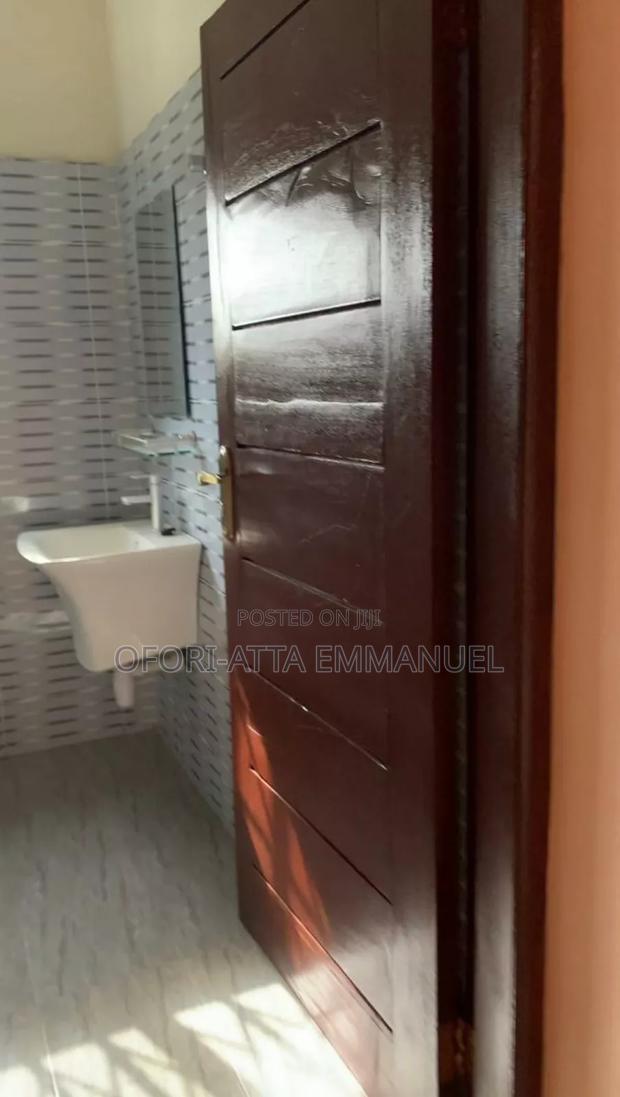2bdrm Apartment in Amasaman 3Junction, Pokuase for rent · Photo 5