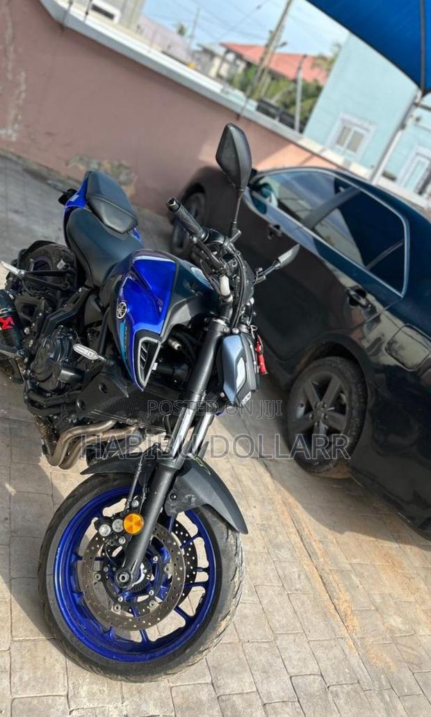 Yamaha 2024 Blue · Photo 3