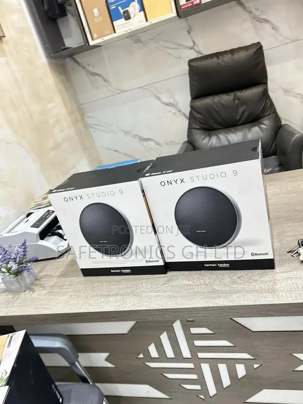 Just Order New Harman Kardon Onyx Studio 9 Electric Bluetooth Speaker · Photo 1