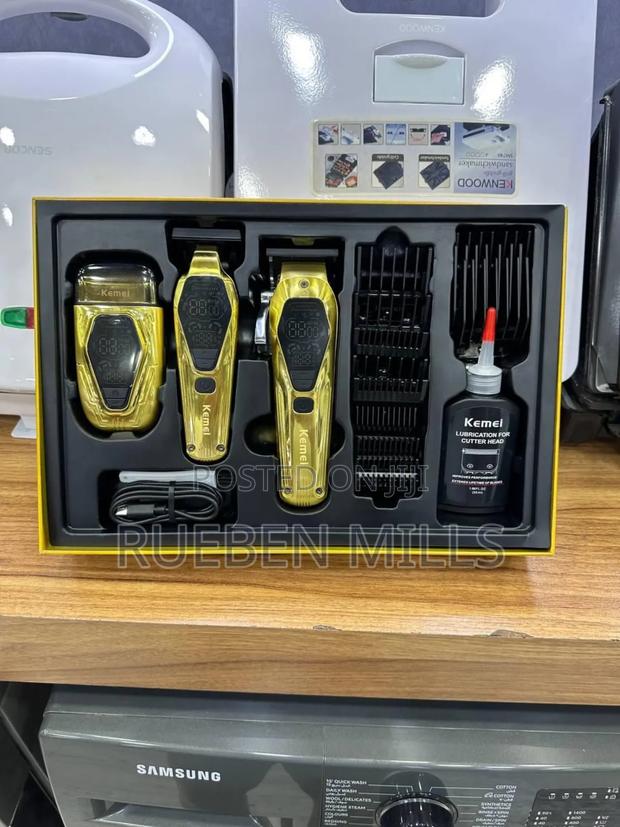 3 in 1 Gold Head Shavers Barbering Machine Beard Trimmer · Photo 2