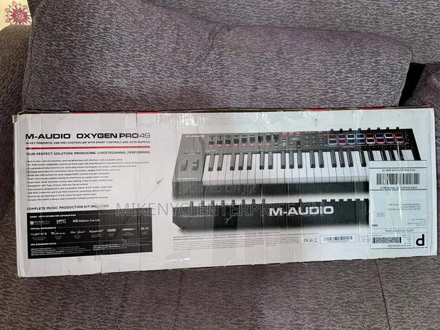 M-Audio Oxygen Pro 49 49-Key Keyboard Controller · Photo 2