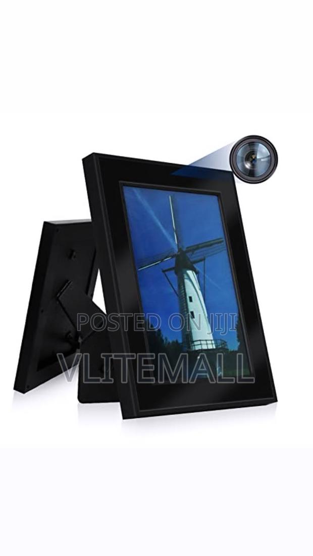Hidden Spy Camera Picture Frame · Photo 1