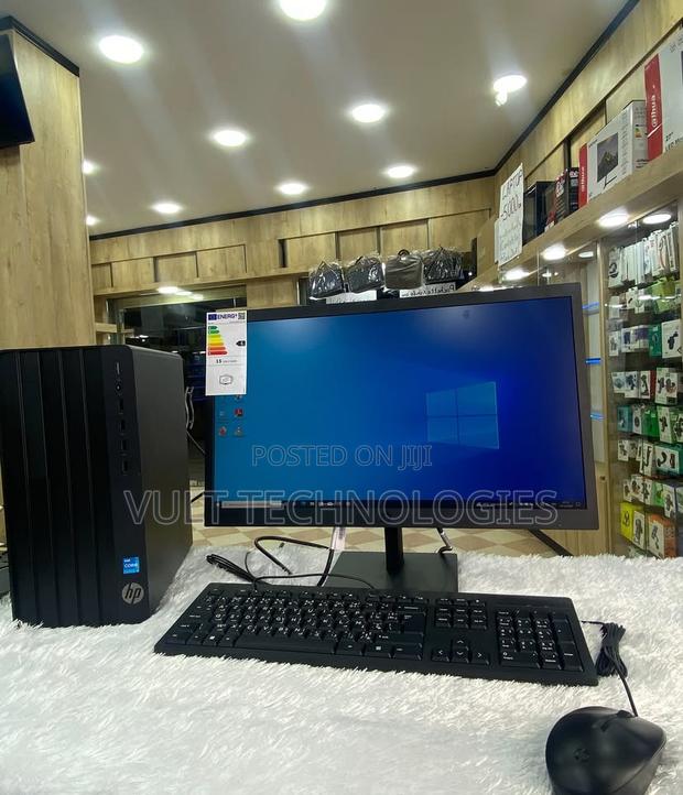 New Desktop Computer HP 290 G9 8GB Intel Core i3 SSD 512GB · Photo 1