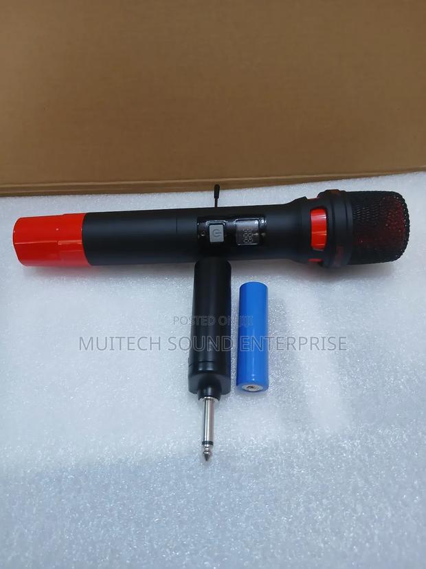 Universal Wireless Microphone · Photo 7