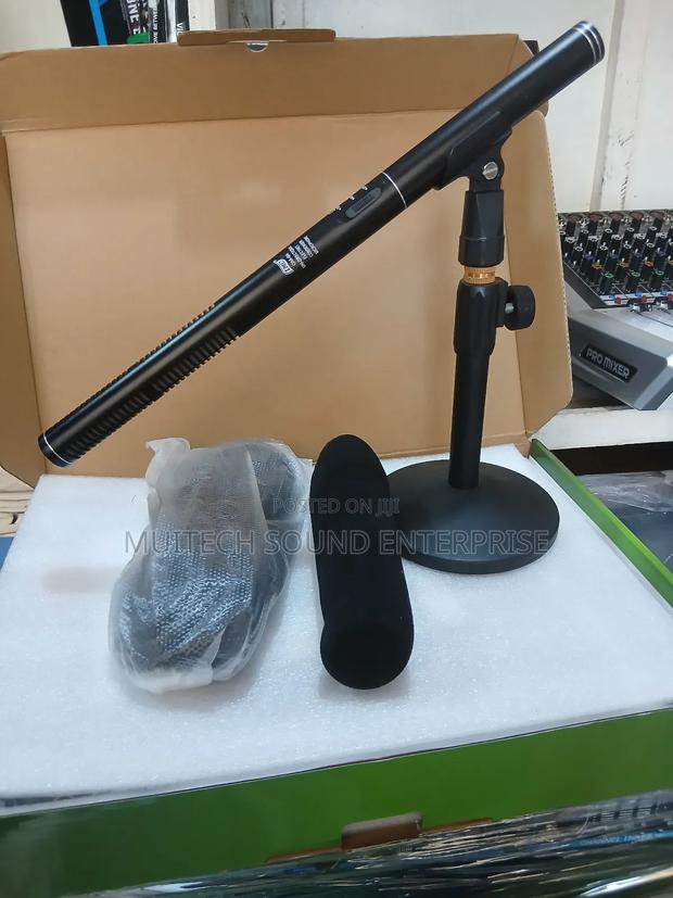 Condenser Microphone · Photo 1