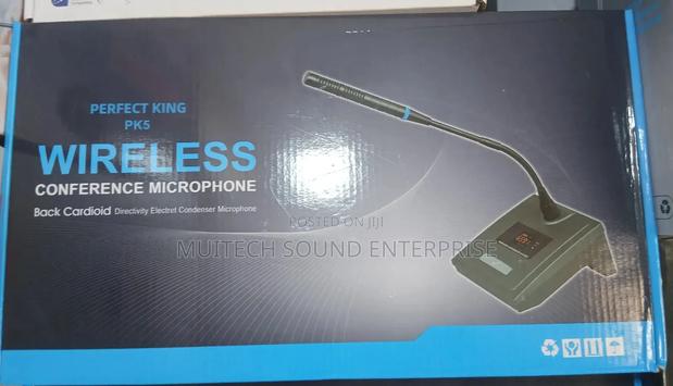 Wireless Conference Microphone · Photo 2
