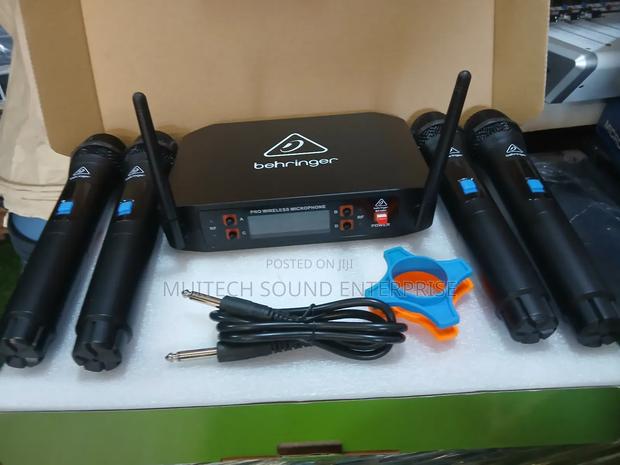 Beringer 4 in 1 Microphone · Photo 1
