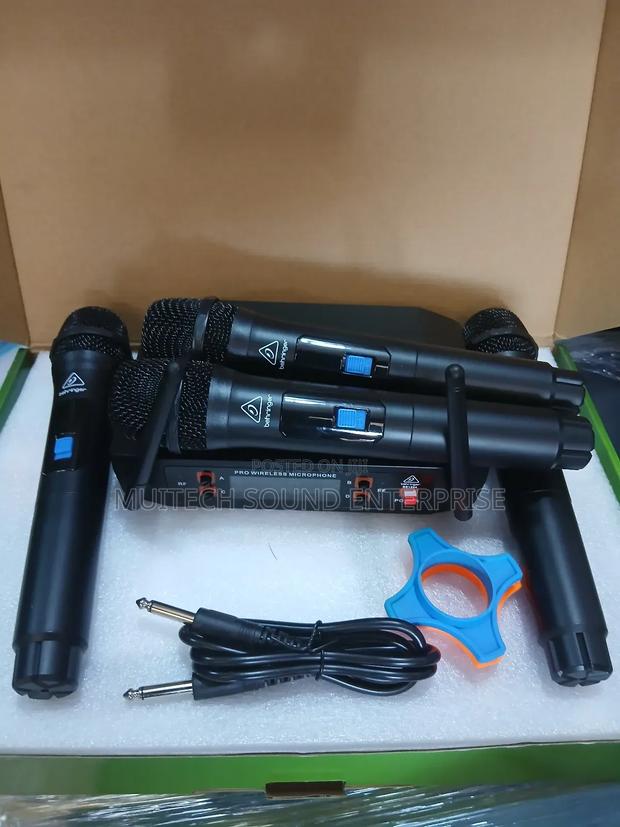 Beringer 4 in 1 Microphone · Photo 3