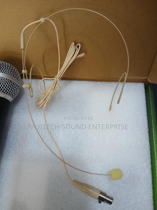 Beringer 3 in 1 Wireless Microphone · Photo 5