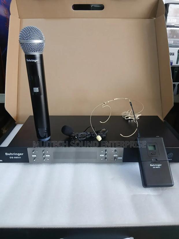 Beringer 3 in 1 Wireless Microphone · Photo 1