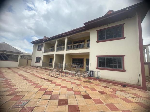 2bdrm Apartment in Golden Gate, Techiman Municipal for rent · Photo 2