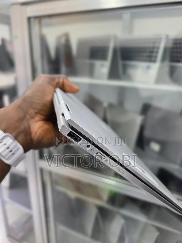Laptop HP EliteBook 1030 16GB Intel Core i7 SSD 512GB · Photo 7