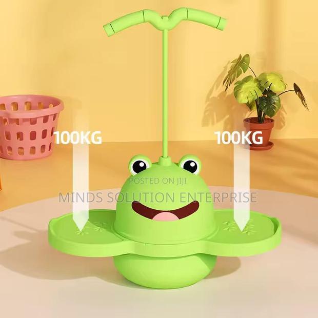 Kids Jumping Ball · Photo 1