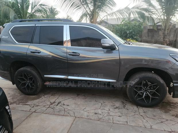 Toyota Land Cruiser Prado 3.0 D-4D (190 Hp) 2016 Green · Photo 4