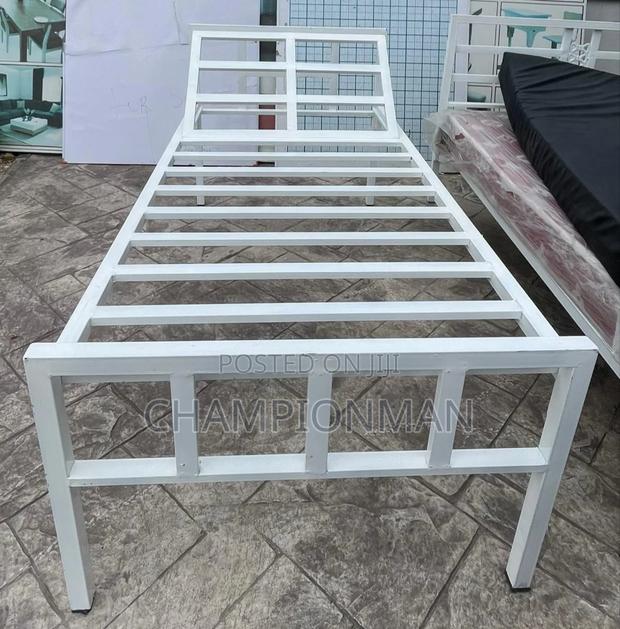Hospital Bed · Photo 1