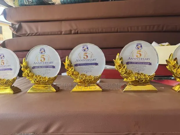 Plaque Branding /Customization · Photo 1