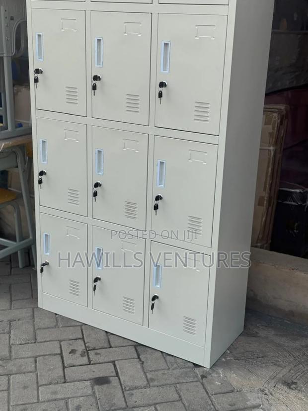 Metal 12 Door Cabinet / Storage · Photo 1