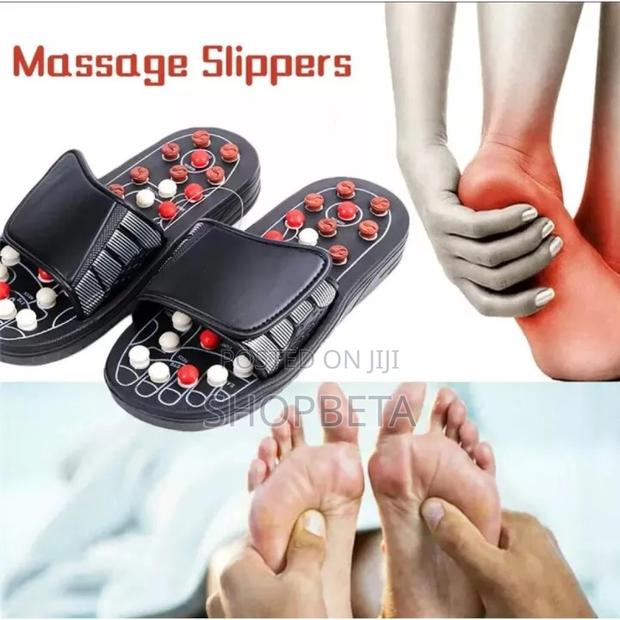 Foot Massage Slippers · Photo 1