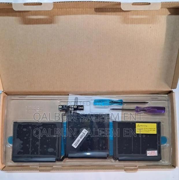 Apple A1708 / A1713 Battery For Macbook Pro 13" 2016 / 2017 · Photo 1