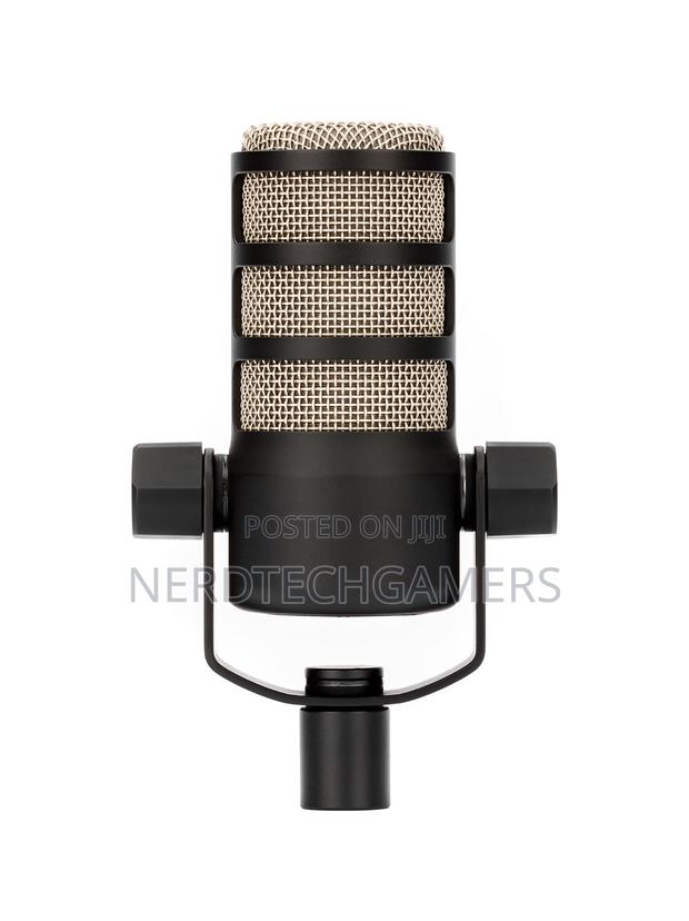 Rode Podmic Dynamic Podcasting Microphone (Black) · Photo 3