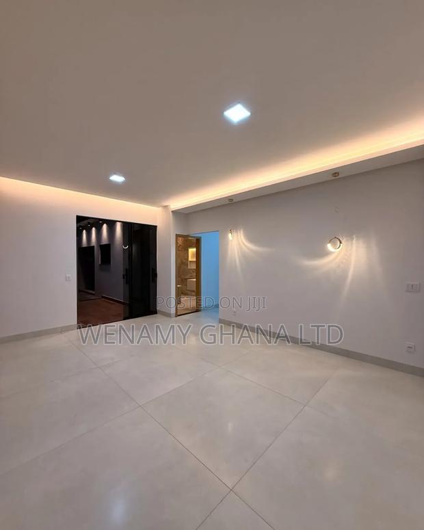 3bdrm House in Accra for sale · Photo 7