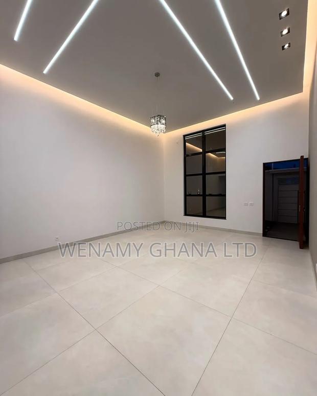 3bdrm House in Accra for sale · Photo 8