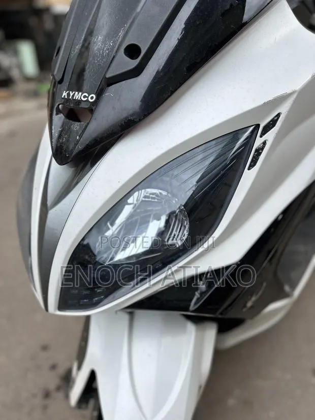Kymco Xciting 2018 White · Photo 1