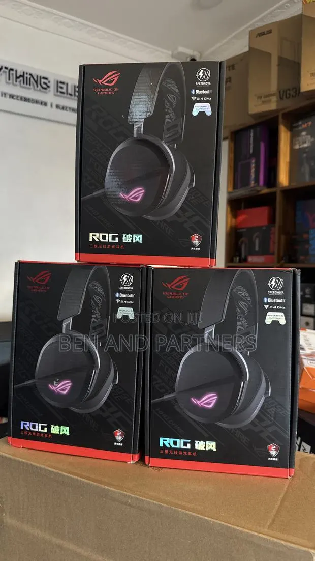 ASUS ROG Pelta Wireless Gaming Headset With Detachable Microphone · Photo 1