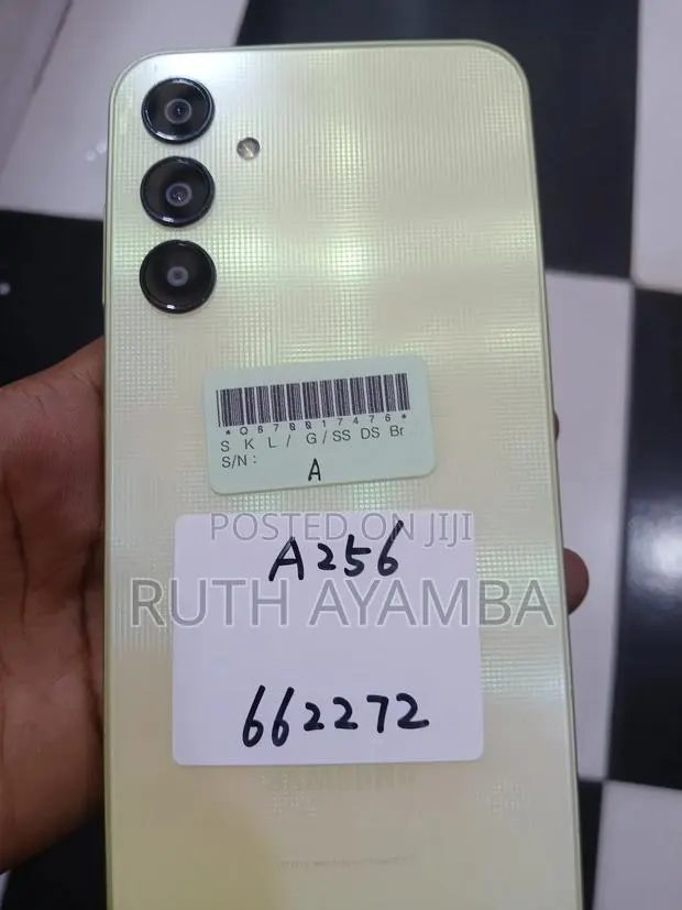 Samsung Galaxy A25 128 GB Green · Photo 1