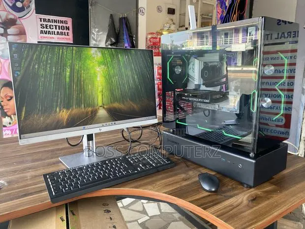 New Desktop Computer 16GB AMD Ryzen 5 HDD+SSD 256GB · Photo 1
