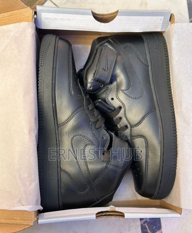 Nike Airforce 1 Long All Black · Photo 1