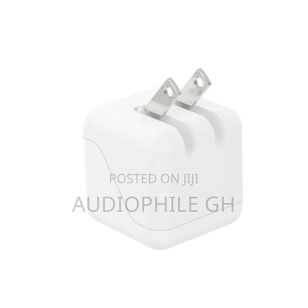 Just Wireless Dual Port Usb-a and Usb-C Wall Charger · Photo 3
