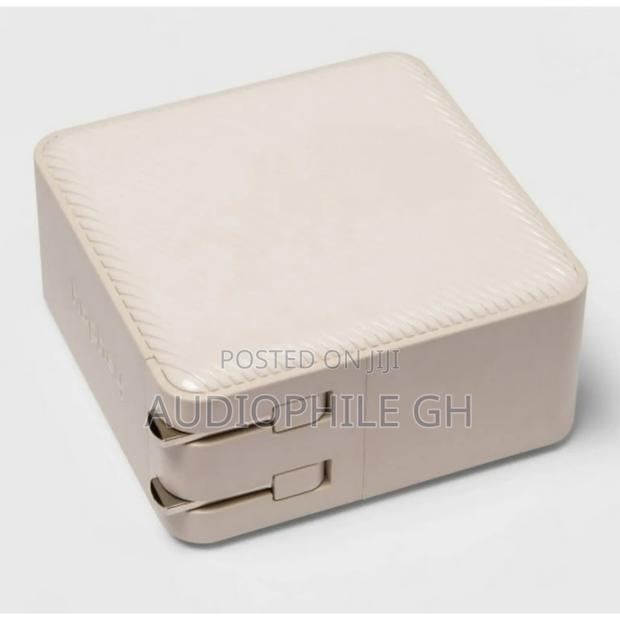 Heyday 68w Gan Charger - Stone White · Photo 3