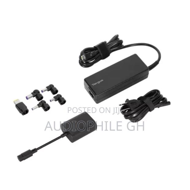 Targus 100w Universal Charger Including All Usb-C Devices · Photo 1