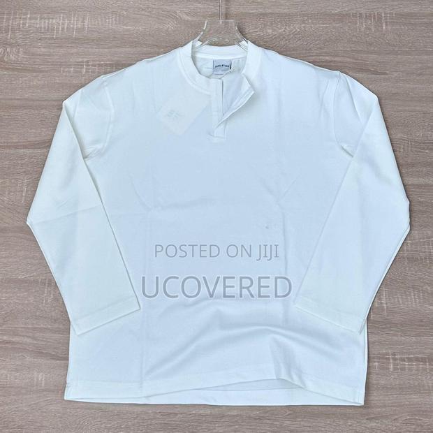 Unisex Moisture Wicking Eversoft Fleece Sweatshirts · Photo 5