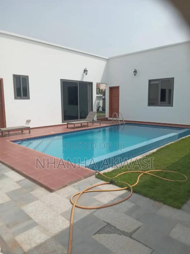 4bdrm House in Sakumono, Tema Metropolitan for sale · Photo 4