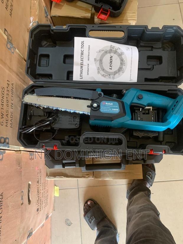 Hand Tools · Photo 1