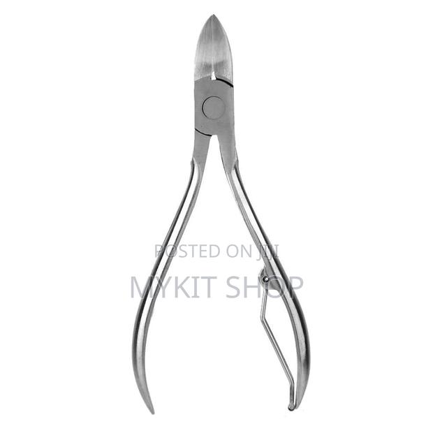 Piglet Teeth Cutter · Photo 1
